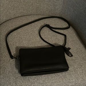 Jenn & Co black leather purse